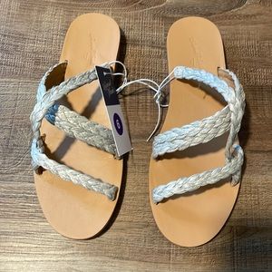 Universal Thread womens braided sandals